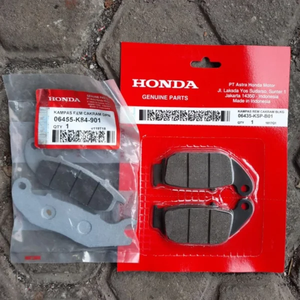 82c8a2d8533e191a2a78e1ef9c621b8f.webp CRF 150L Brake Pads